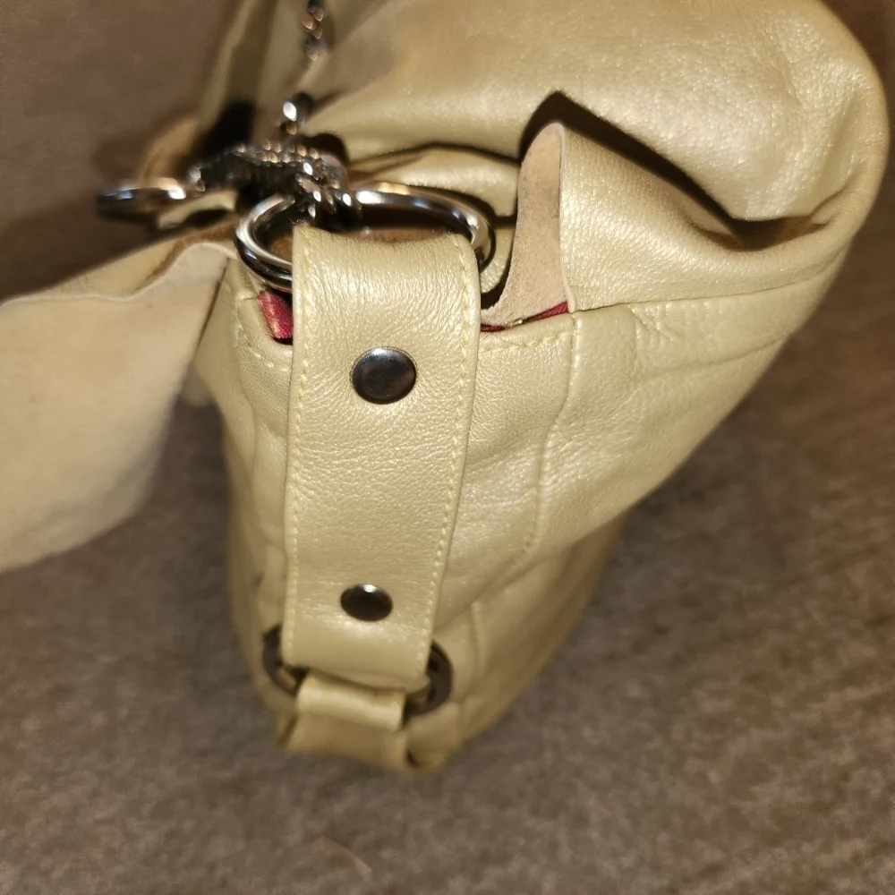 Chic Beige Leather Shoulder Bag